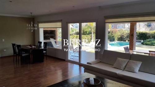 Casa Venta 4 Dormitorios Barrio La Delfina Lote De 800 M2 Pilar