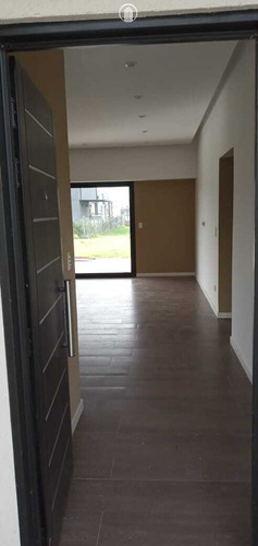 Casa A La Venta En Barrio Cerrado Santo Tomas