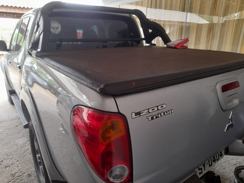 Mitsubishi L200 3.2 Triton Hpe Cab. Dupla 4x4 4p