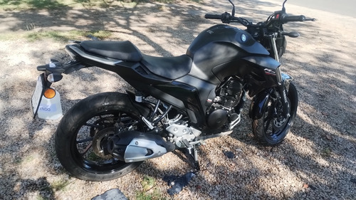 Yamaha Fzr 25 Abs Impecable Digna De Ver