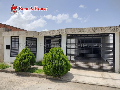 Rent-a-house Vende Bella Casa En La Ciudadela, Cagua, Estado Aragua, 24-3693 Gf.
