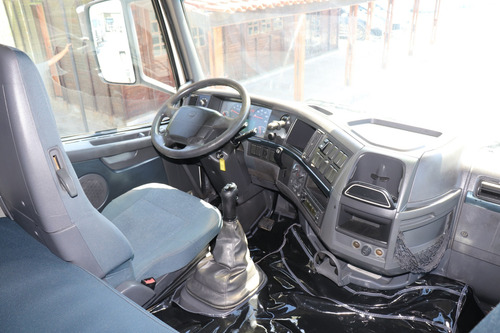 Volvo Fh 400 6x2 Globetrotter Ano 2011