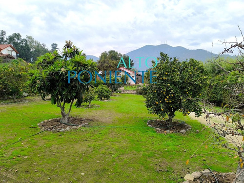 Vivir Vacacionando En Olmué. Sector Muy Tranquilo Y Seguro.