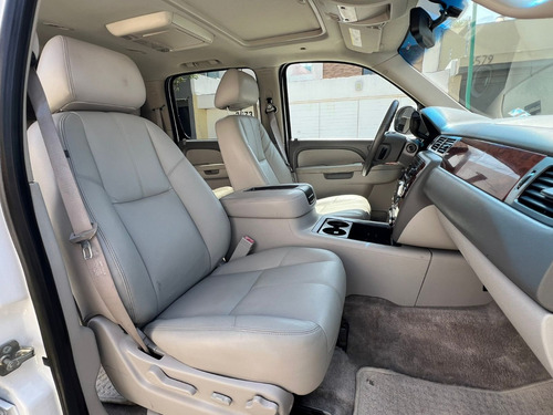 Chevrolet Suburban 5.3 Lt V8 . Piel 2da/ Banca At