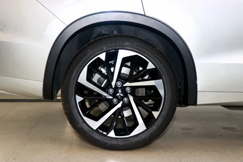 Mitsubishi All New Outlander 2.5l 4x4. Eo