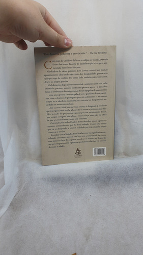 Livro O Doador - Lois Lowry - Editora Sextante (Usado)