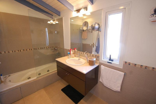 Imagen 18 de 30 de Hermosa Casa En El Corazón De Vicente López