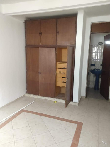 Casa En Parque V. Sarsfield Para Reciclar