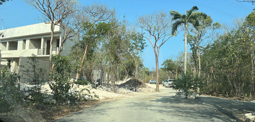 Terreno Residencial En Venta En Villas Tulum
