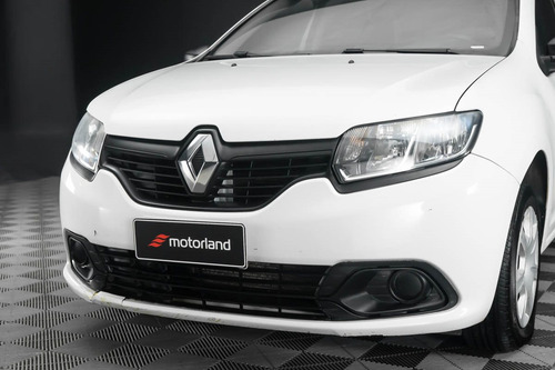 Imagen 2 de 25 de Renault Logan Impecable! - Motorland Permuto / Financio