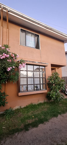 Casa En Venta De 4 Dorm. En Quilpué
