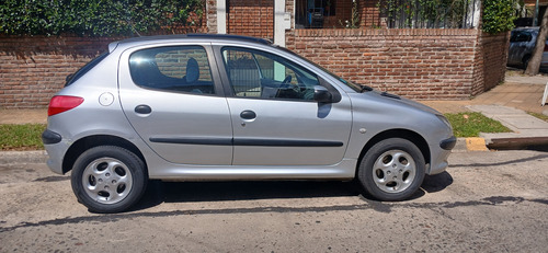 Peugeot 206 1.6 Xt Premium