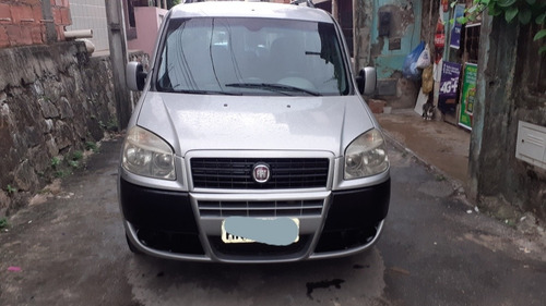 Fiat Doblo 1.8 16v Essence Flex 5p 2012