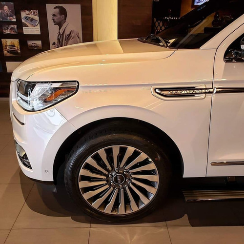 Imagen 3 de 6 de Lincoln Navigator L 2021