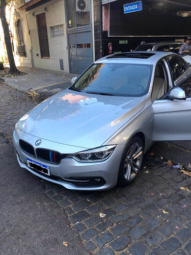 Imagen 1 de 6 de Bmw Serie 3 3.0 330i Sedan Sport Line 252cv 2016