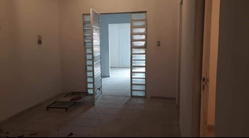 Imagem 4 de 14 de Casa À Venda Com Terreno Ao Lado