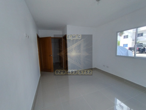 Primer Nivel En La Hispanoamericana Nuevos Apartamento Tipo