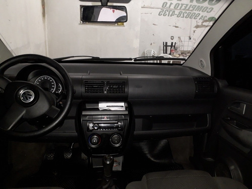 Volkswagen Fox 2010 1.0 Vht Total Flex 5p