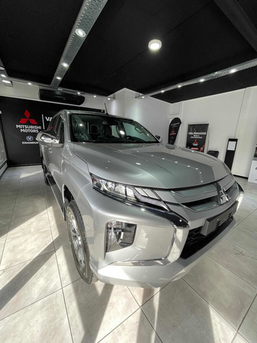 Imagen 7 de 17 de Mitsubishi L200 2022 2.4 Di-d High Power 181cv 2023 0km
