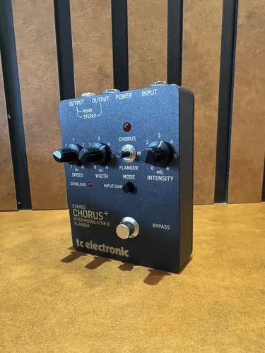 Pedal Scf Gold Stereo Chorus Flanger - Tc | Parcelamento sem juros