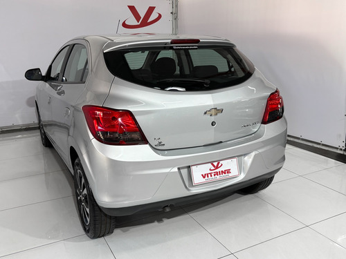Chevrolet Onix 1.4 MPFI LTZ 8V FLEX 4P MANUAL