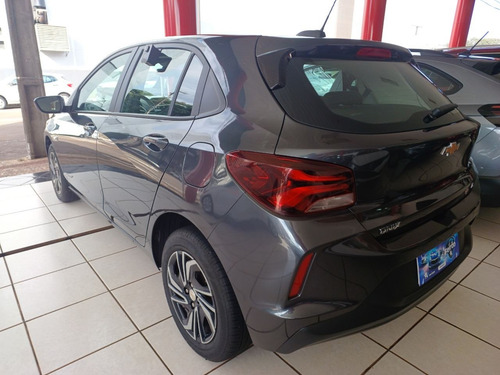 Chevrolet Onix 1.0 LT SPE/4