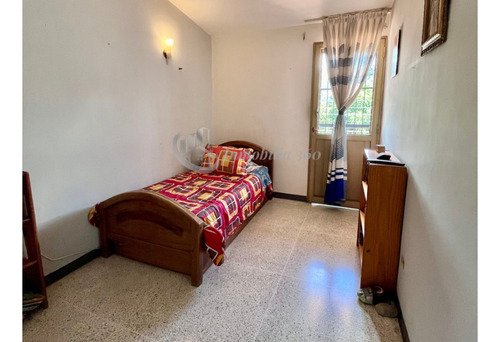 Venta De Casa En El Cafetal 4h/3b/5p (ig)