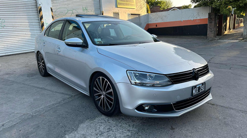 Volkswagen Vento 2.0 Sportline Tsi 200cv