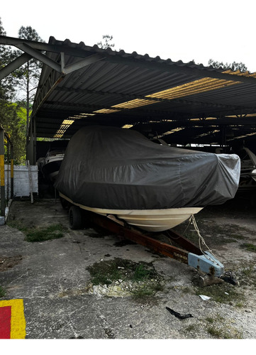 Lancha Focker 255 C/ Mercury Optimax 225 Hp 2014