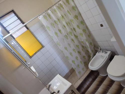 Departamento 4 Amb Venta I.casanova, Con Balcón