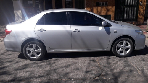 Imagen 10 de 10 de Toyota Corolla 2014 1.8 Xei Mt 136cv