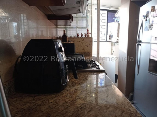 Imagen 8 de 12 de Leida Falcon Rentahouse Vende Apartamento En La Trigaleña Valencia 22-15231 Lf