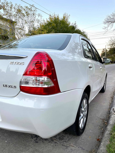 Toyota Etios 1.5 Sedan Xls 2017