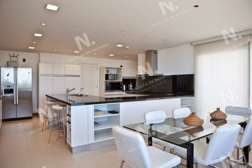 Imagen 11 de 30 de Magnífico Pent-house En La Torre Tiburón 3. - Punta Del Este Brava