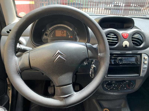 Imagem 9 de 10 de Citroen C3 Glx 1.4 8v Completo