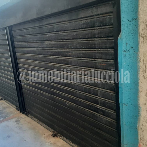 Local En Alquiler En Palmar Este. Edo La Guaira, Mini C, 7m2 Ref 149