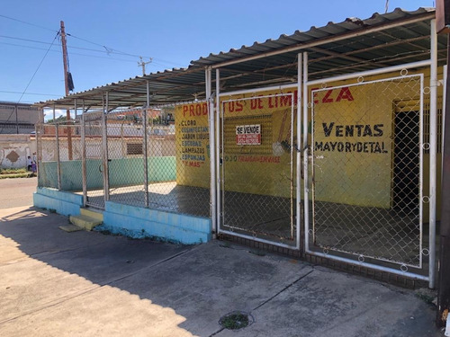 Imagen 4 de 15 de Lv-130 Zona Norte Local Comercial En Esquina Sector 18 De Octubre