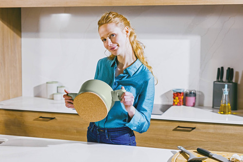 Base Magnética Berghoff Balance Para Ollas Sarténes Soporte Color Marrón