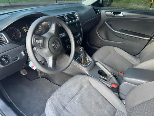 Volkswagen Jetta 2.0 Trendline 5 p