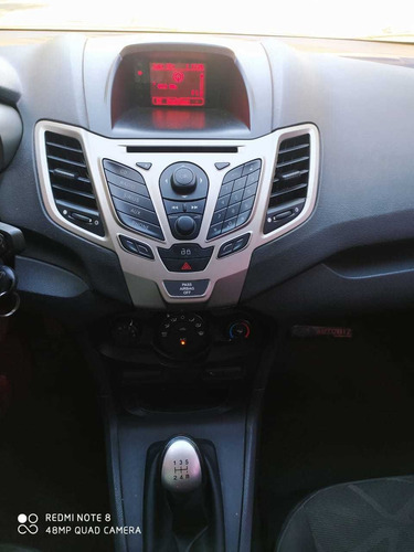 Ford Fiesta Kinetic Design 1.6 Design 120cv Titanium 2013