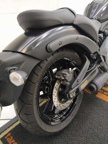 Kawasaki Vulcan S Preta 2016 - Target Race