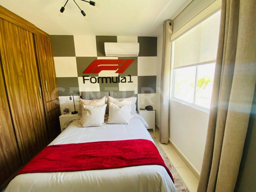 Pre Venta De Casa En Area De Cumbres En Fraccionamiento Privado