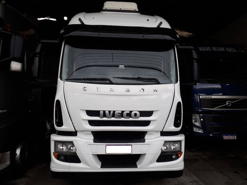 Imagem 1 de 8 de Iveco Cursor 330 4x2 2010/2011