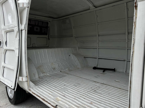Volkswagen Kombi 1.6 Std 3p