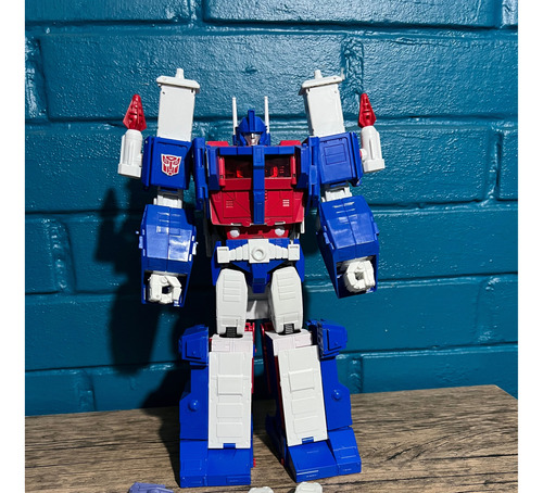 Transformers Masterpiece Ultramagnus Ko