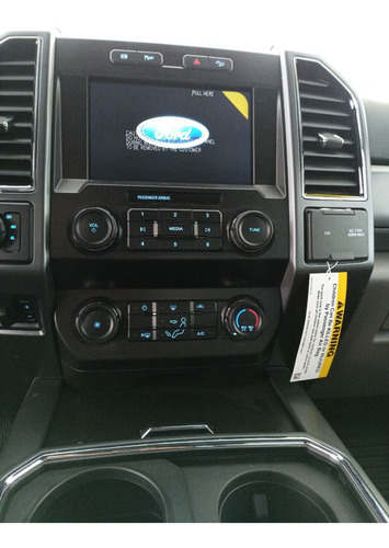 Imagen 14 de 14 de Ford F250 Super Duty 4x4 2022