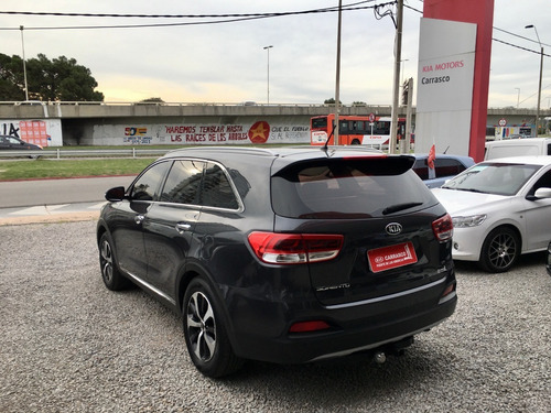 Kia Sorento V6 3.3 At