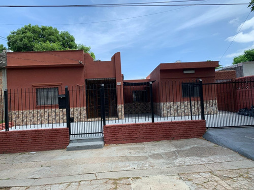 Dueña Vende Casa 4 Dor.. En La Teja Es Una Gran Oportunidad 