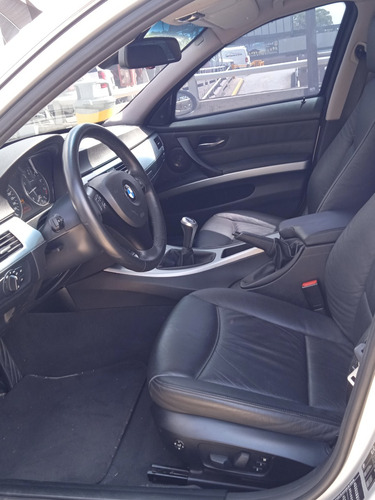 Bmw 330i Blidado.