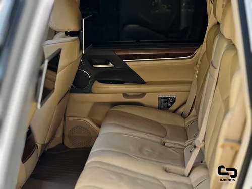 Lexus LX 5.7 570
